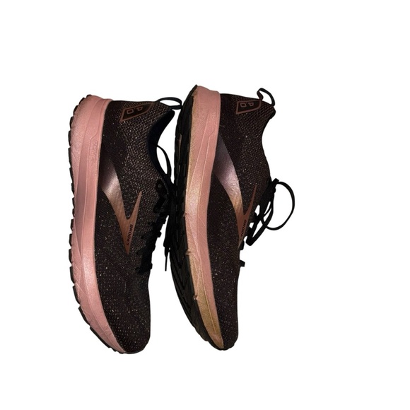 Brooks Revel 4 Energize Black & Glittery Rose Gold Running Shoes Sz 11.5 - Picture 4 of 9